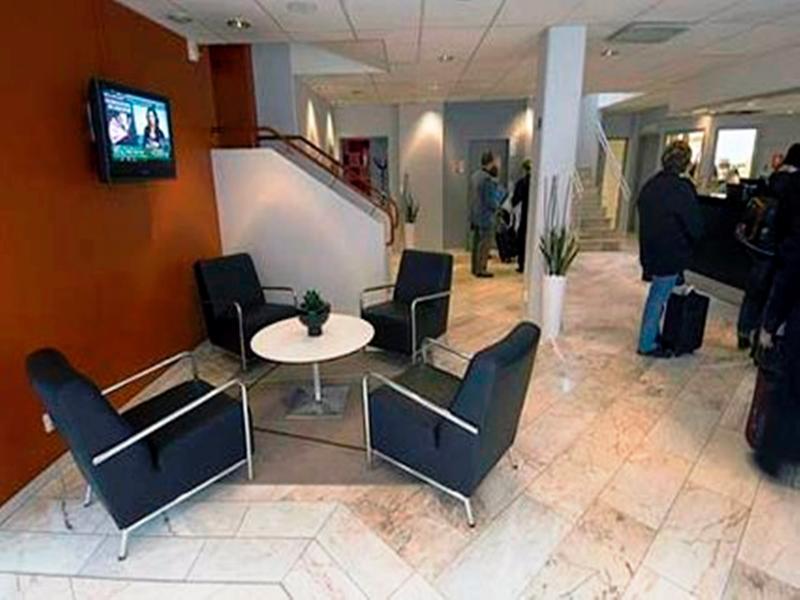 Comfort Hotel Joenkoeping Bagian luar foto