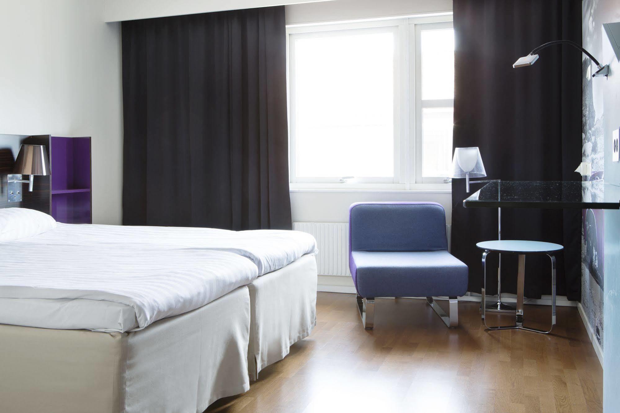Comfort Hotel Joenkoeping Bagian luar foto