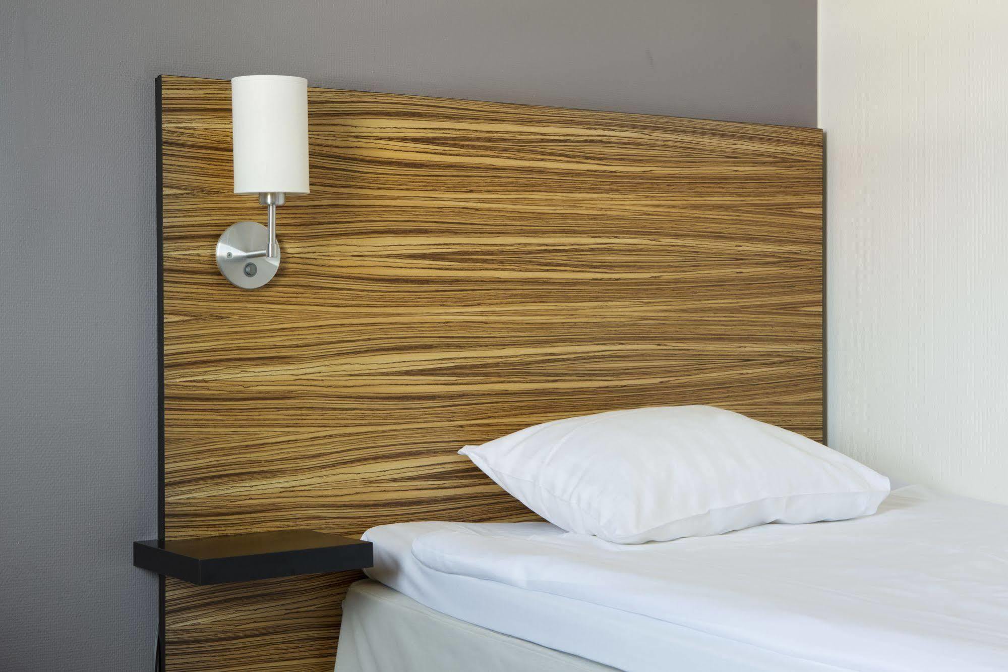 Comfort Hotel Joenkoeping Bagian luar foto